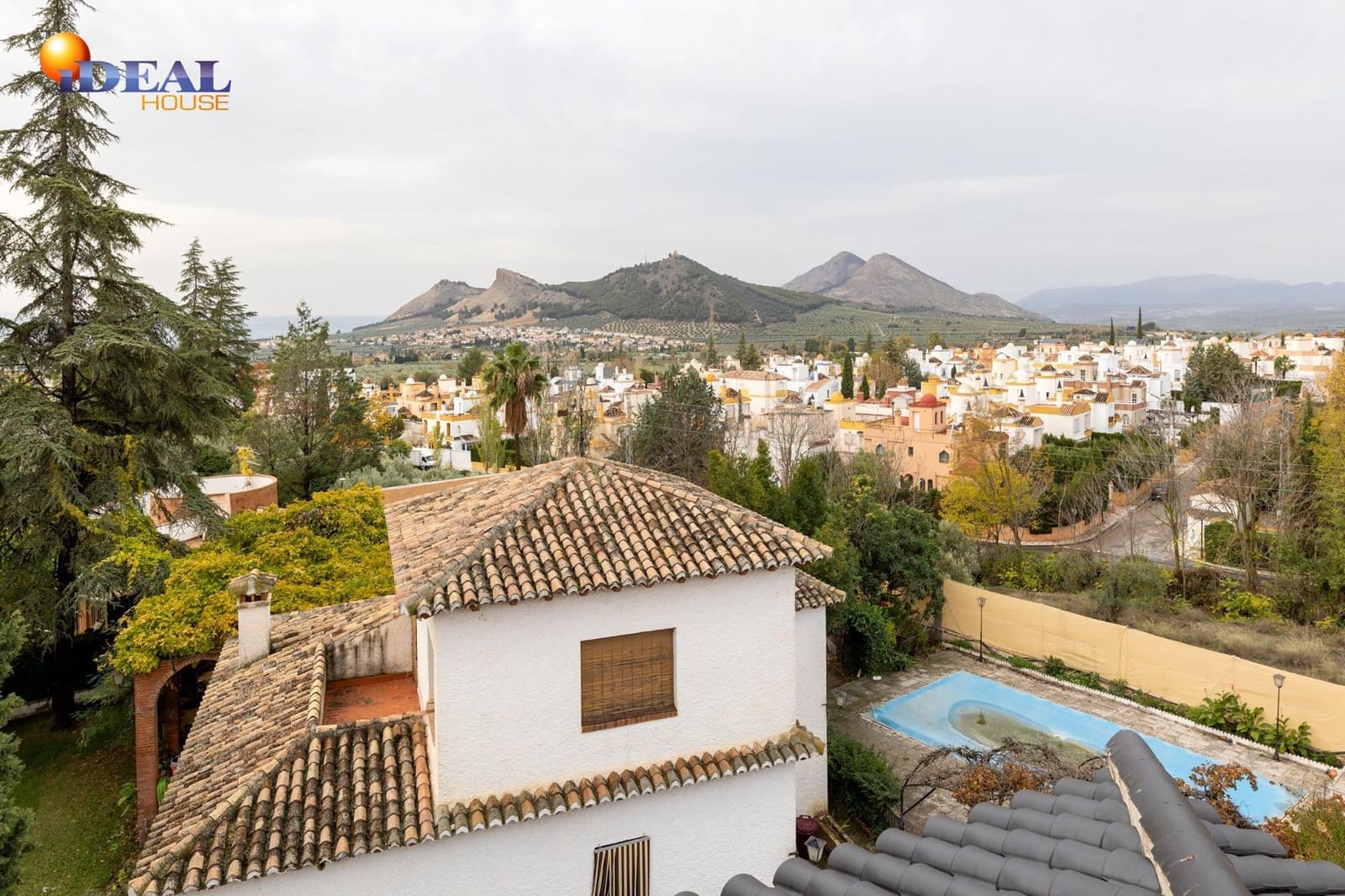 8 slaapkamer Villa te koop in Albolote met zwembad garage - € 990.000 (Ref: 9433888)