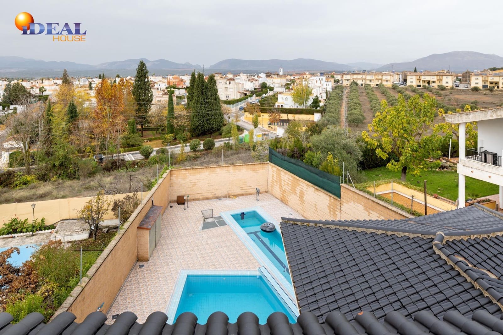 8 slaapkamer Villa te koop in Albolote met zwembad garage - € 990.000 (Ref: 9433888)