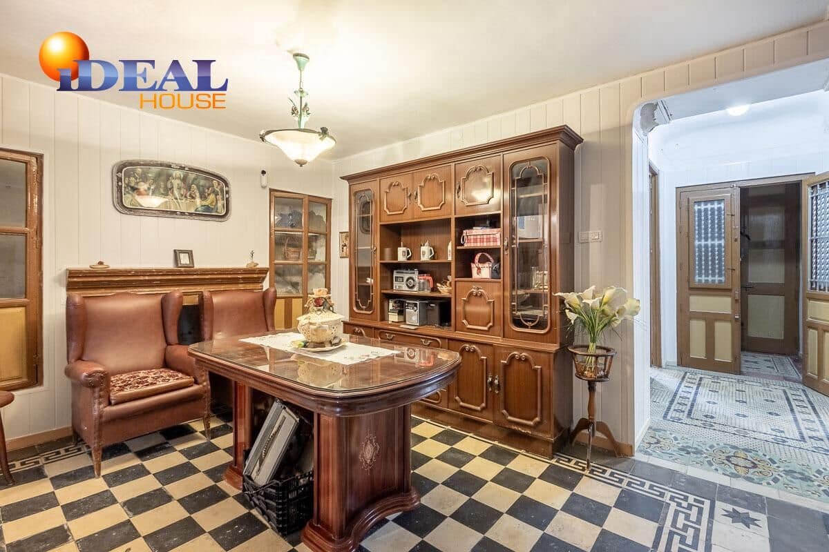 Piso de 8 habitaciones en Belicena en venta con garaje - 233.000 € (Ref: 9433889)