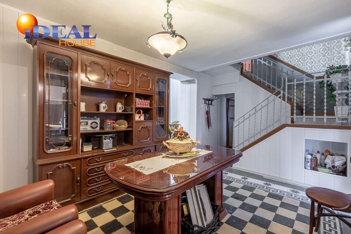 Piso de 8 habitaciones en Belicena en venta con garaje - 233.000 € (Ref: 9433889)