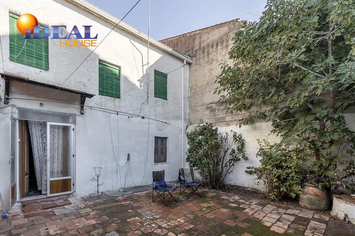 Piso de 8 habitaciones en Belicena en venta con garaje - 233.000 € (Ref: 9433889)