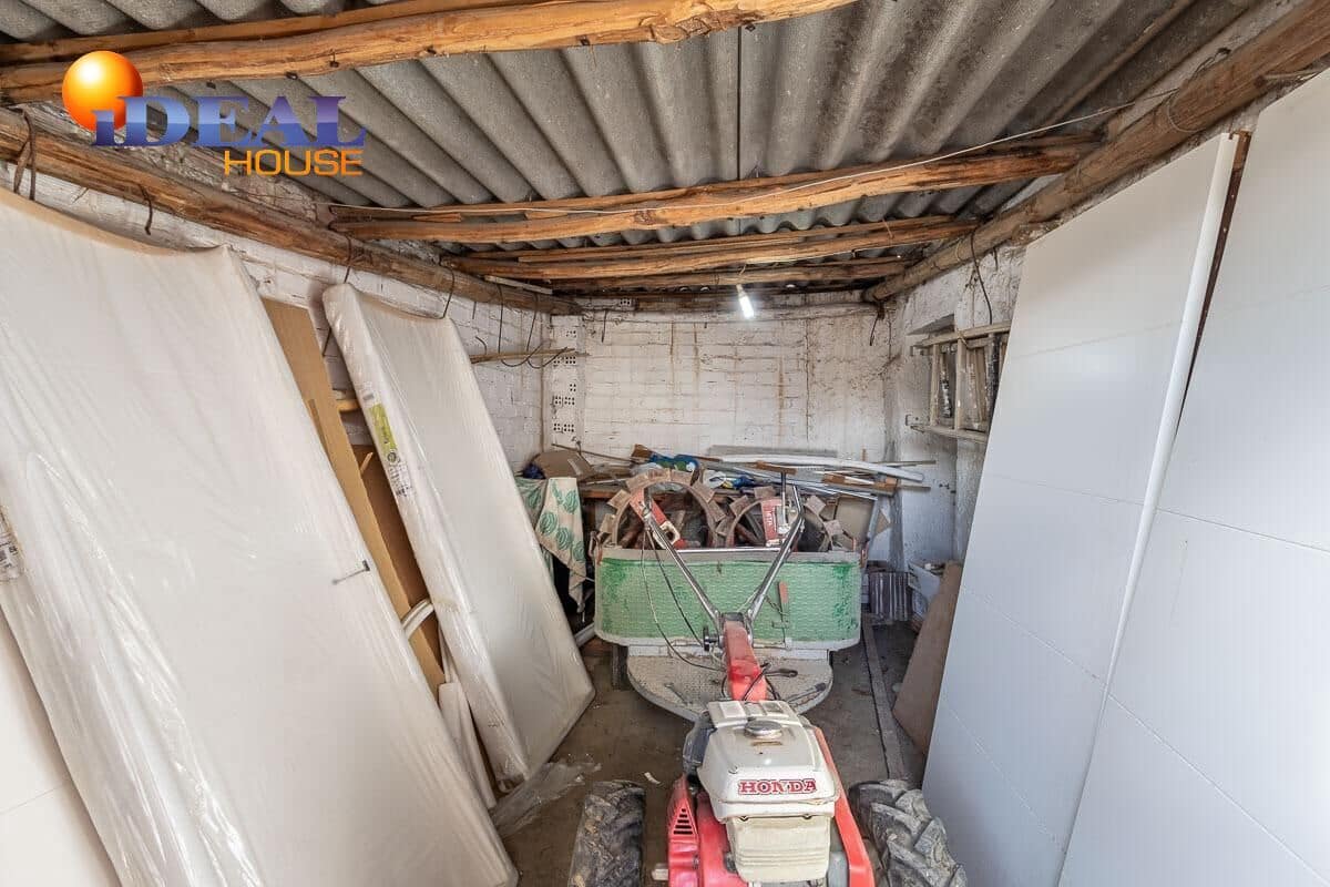 Piso de 8 habitaciones en Belicena en venta con garaje - 233.000 € (Ref: 9433889)