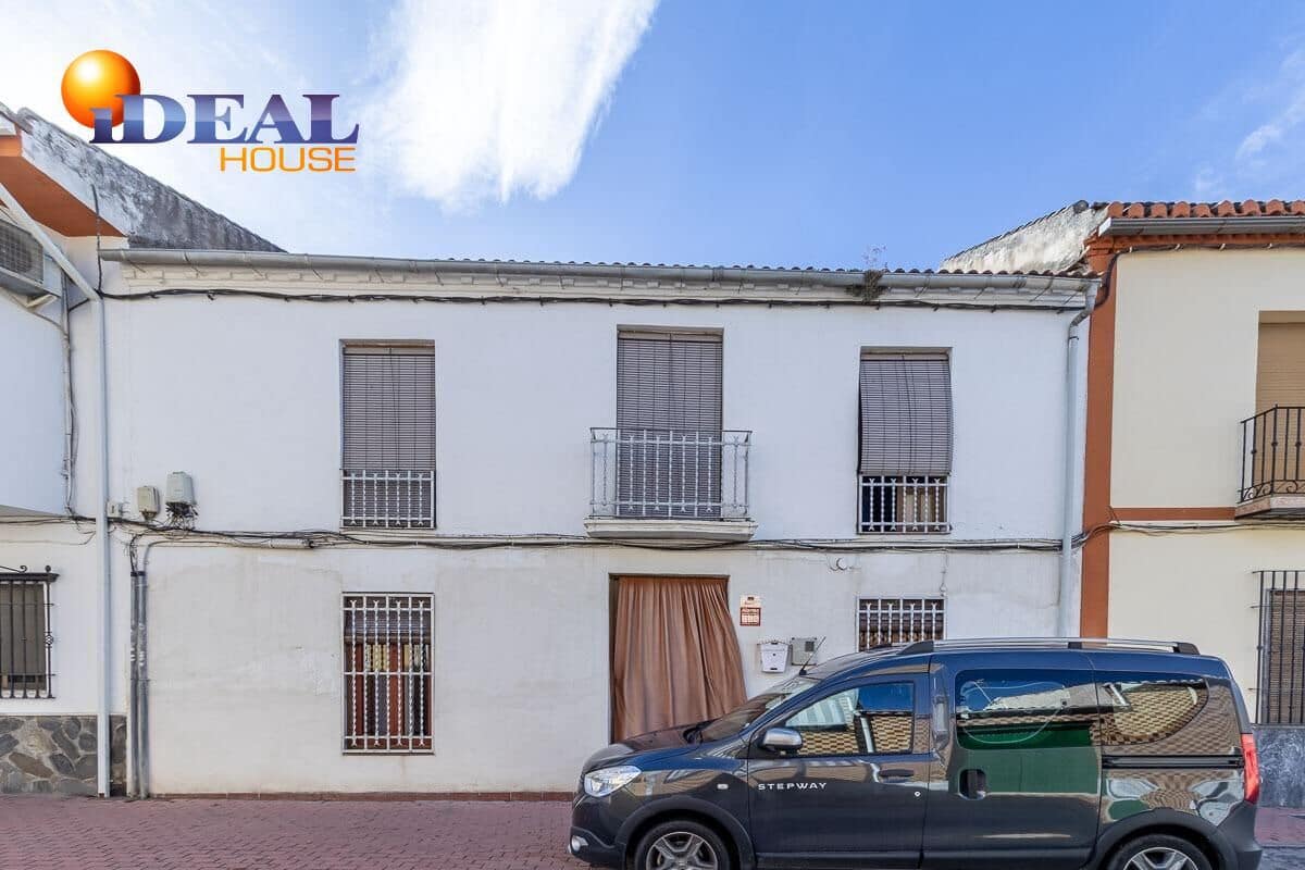 Piso de 8 habitaciones en Belicena en venta con garaje - 233.000 € (Ref: 9433889)