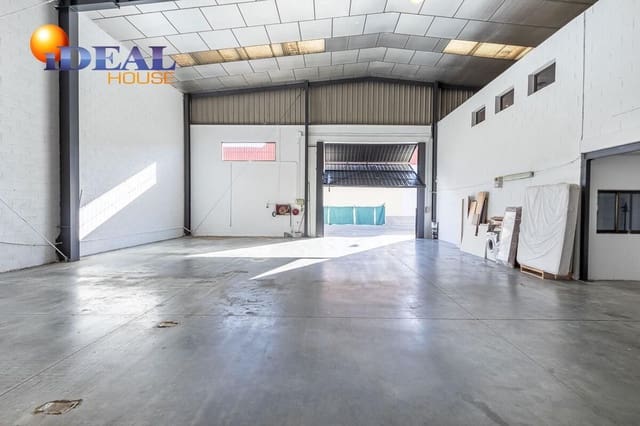 Företag till salu i Ogíjares med garage - 665 000 € (Ref: 9433892)