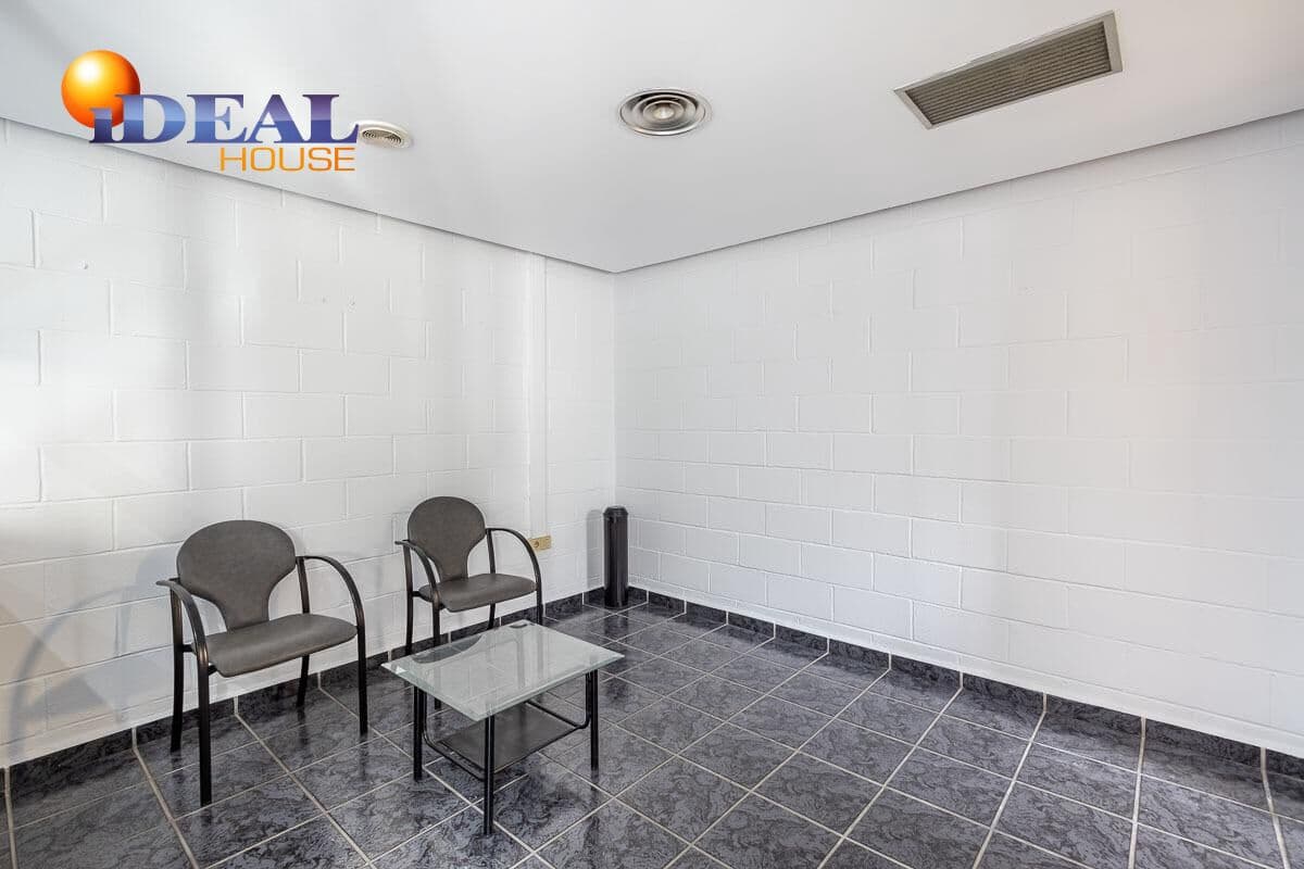 Företag till salu i Ogijares med garage - 665 000 € (Ref: 9433892)