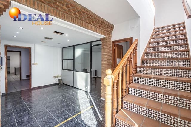 Företag till salu i Ogíjares med garage - 665 000 € (Ref: 9433892)