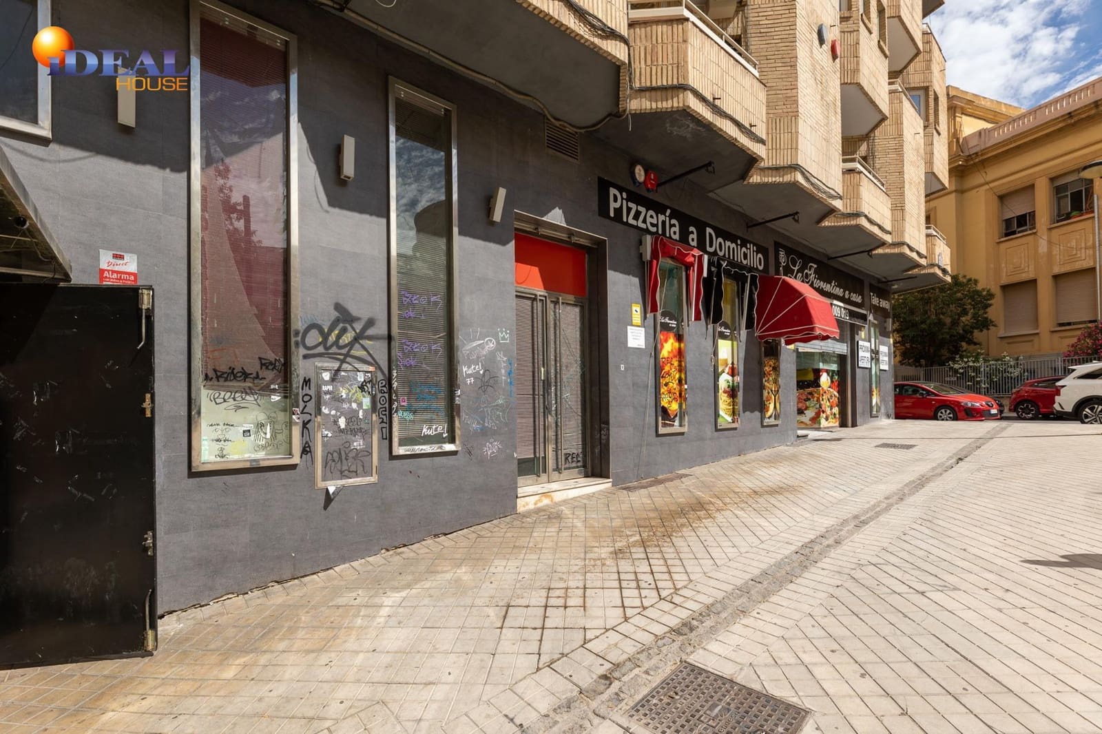 Comercial para venda em Granada cidade - 150 000 € (Ref: 9433893)