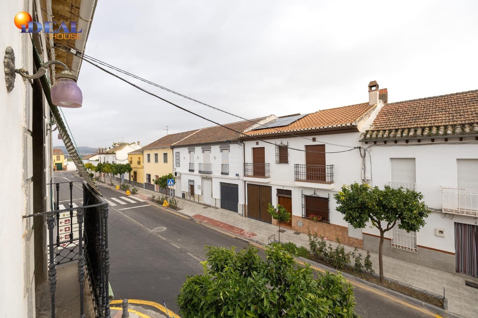 10 slaapkamer Rijtjeshuis te koop in Valderrubio met garage - € 180.000 (Ref: 9433896)