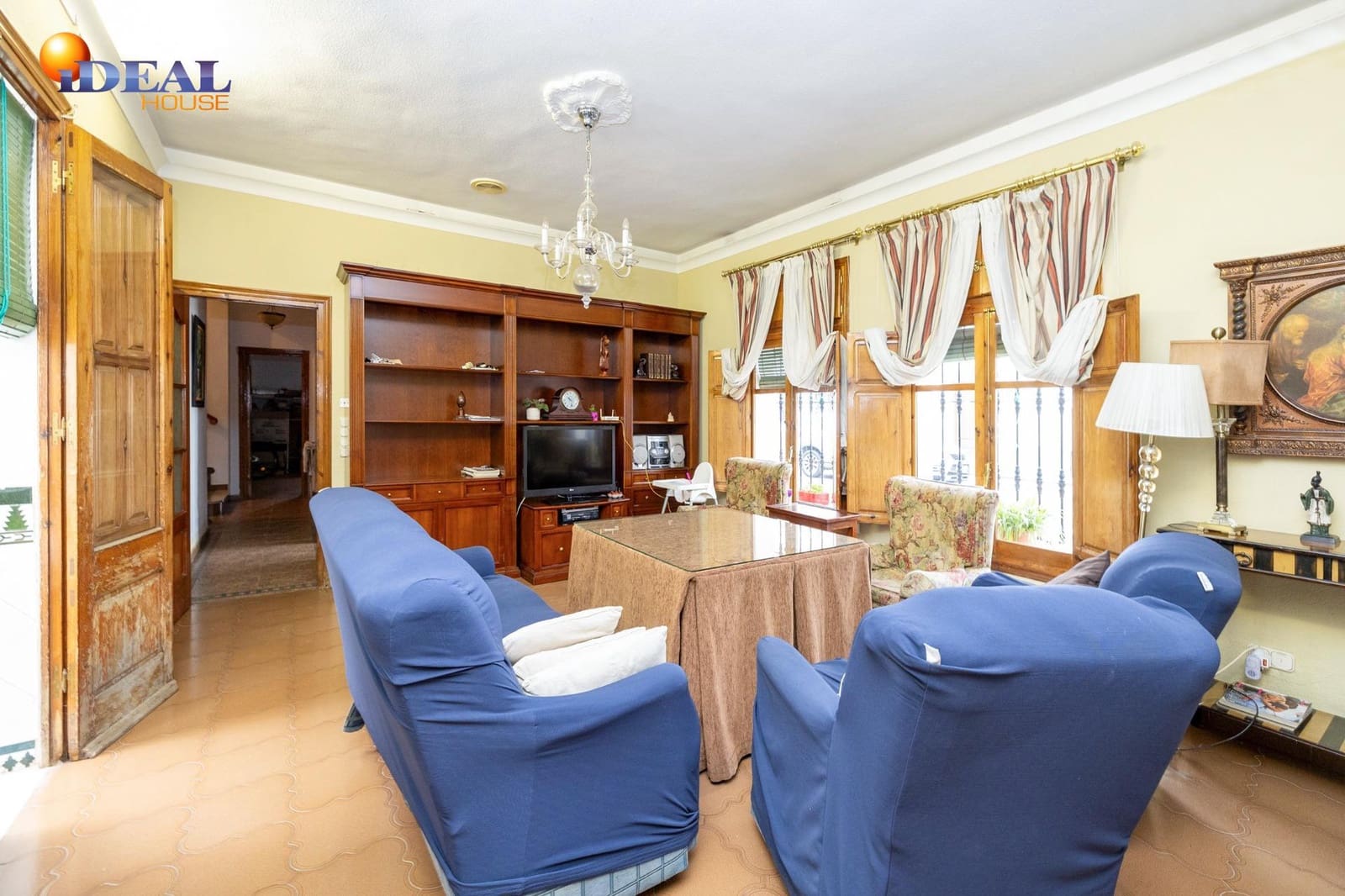 10 slaapkamer Rijtjeshuis te koop in Valderrubio met garage - € 180.000 (Ref: 9433896)