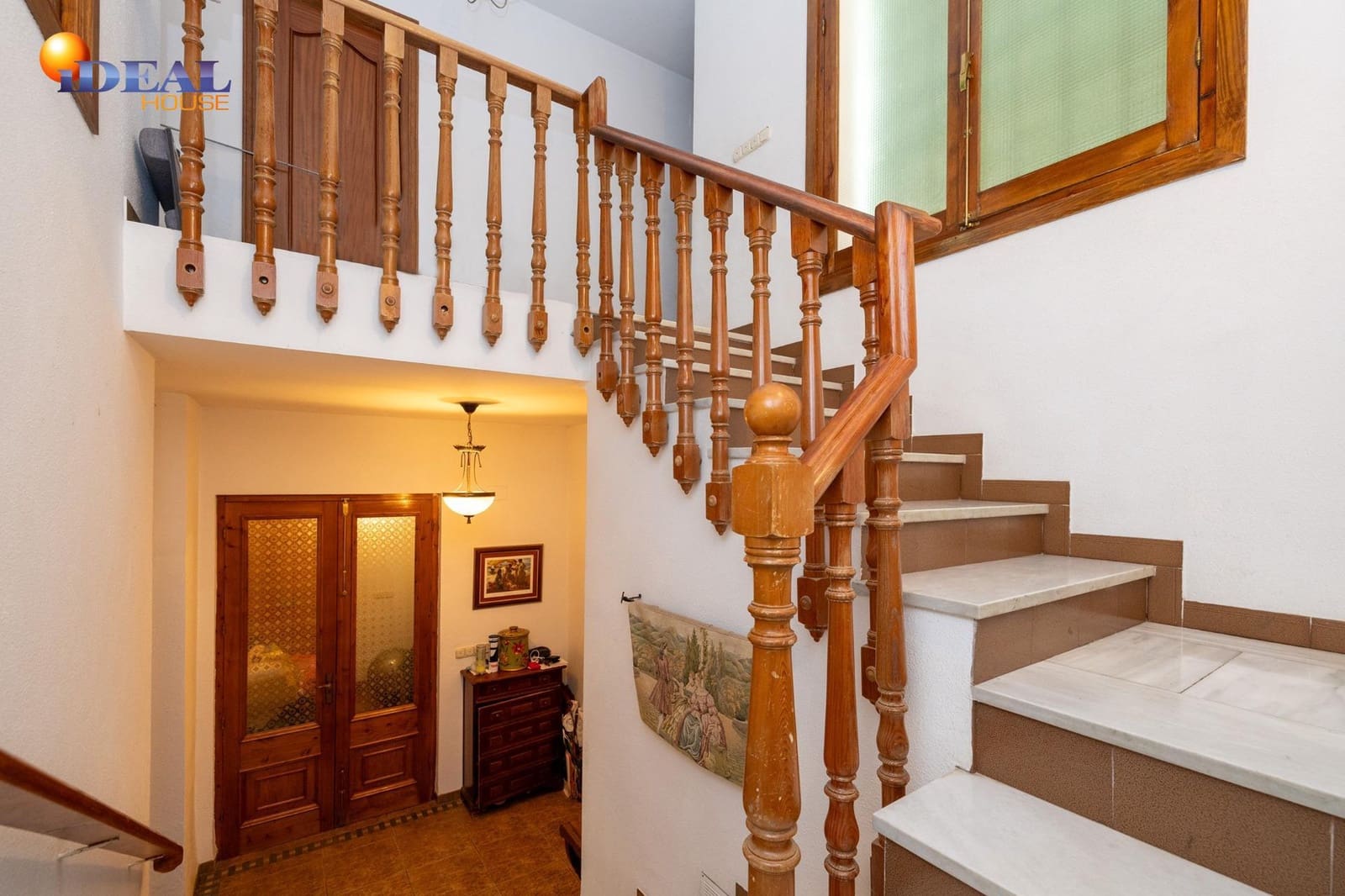 10 slaapkamer Rijtjeshuis te koop in Valderrubio met garage - € 180.000 (Ref: 9433896)