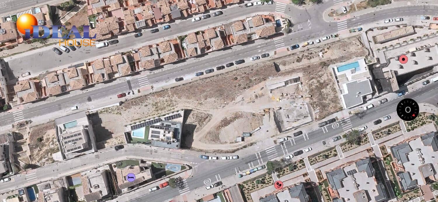 Terrain à Bâtir à vendre à Grenade ville - 190 000 € (Ref: 9433897)