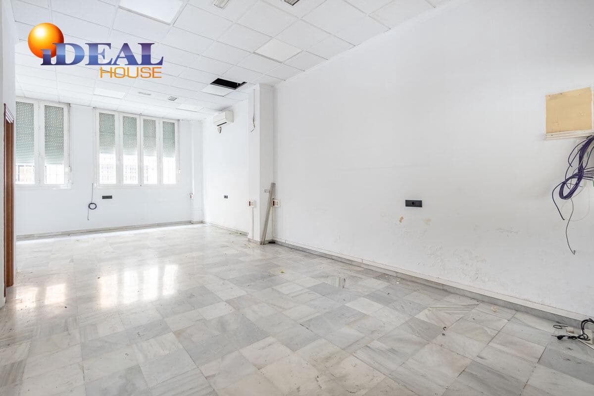 Commerciale in vendita in Granada citta - 310.000 € (Rif: 9433899)