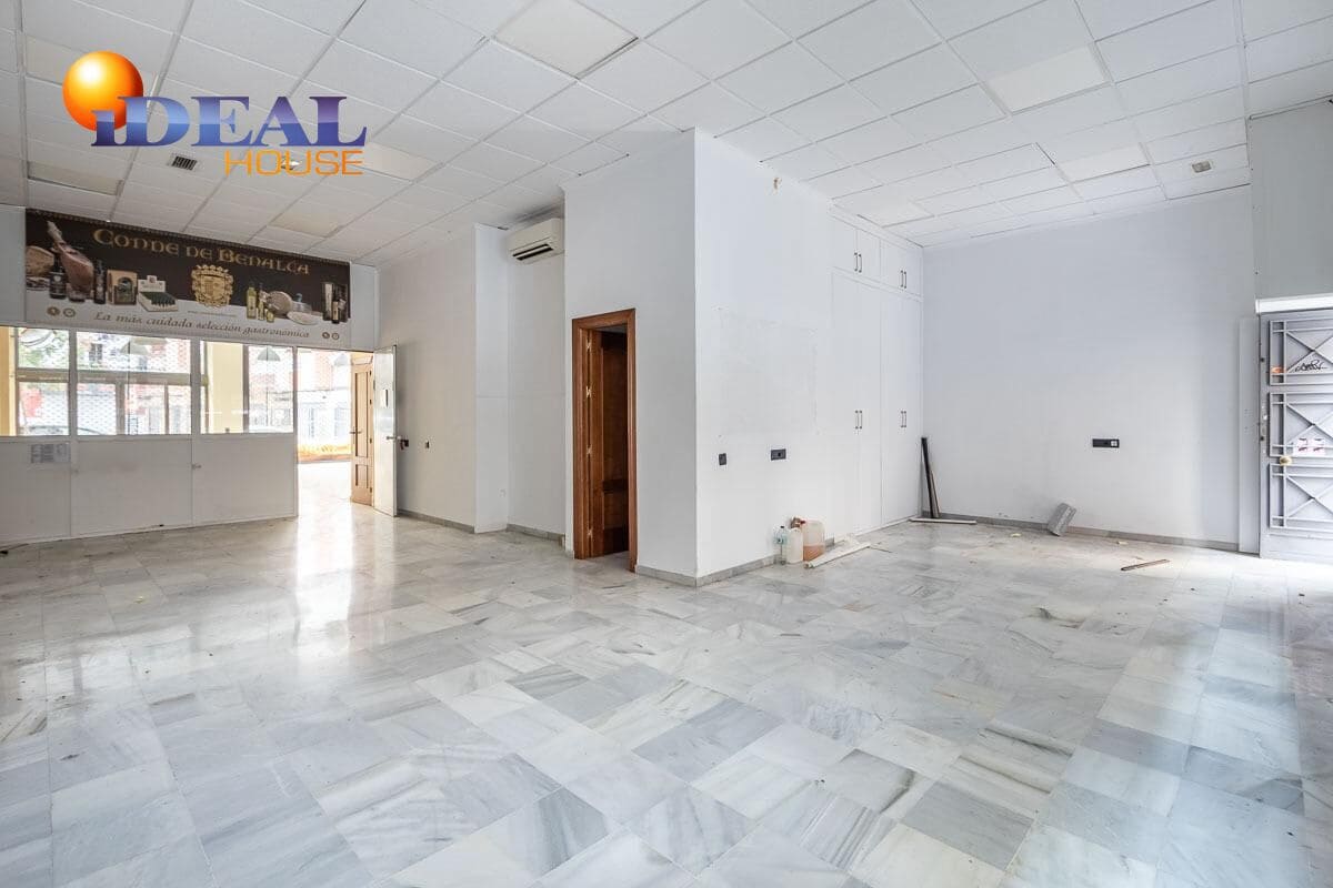 Commerciale in vendita in Granada citta - 310.000 € (Rif: 9433899)