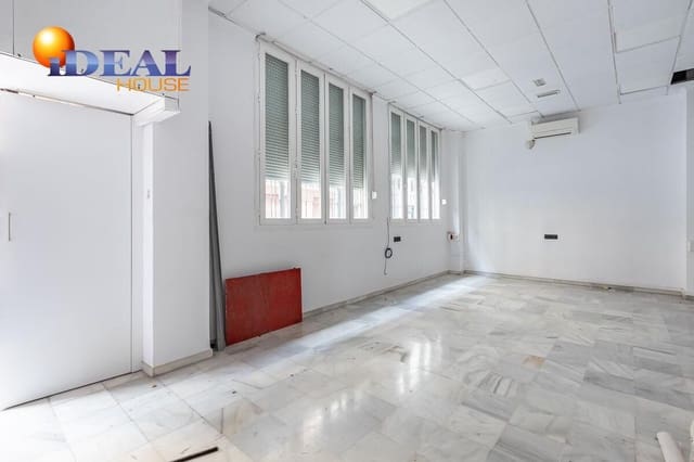 Commerciale in vendita in Granada città - 310.000 € (Rif: 9433899)