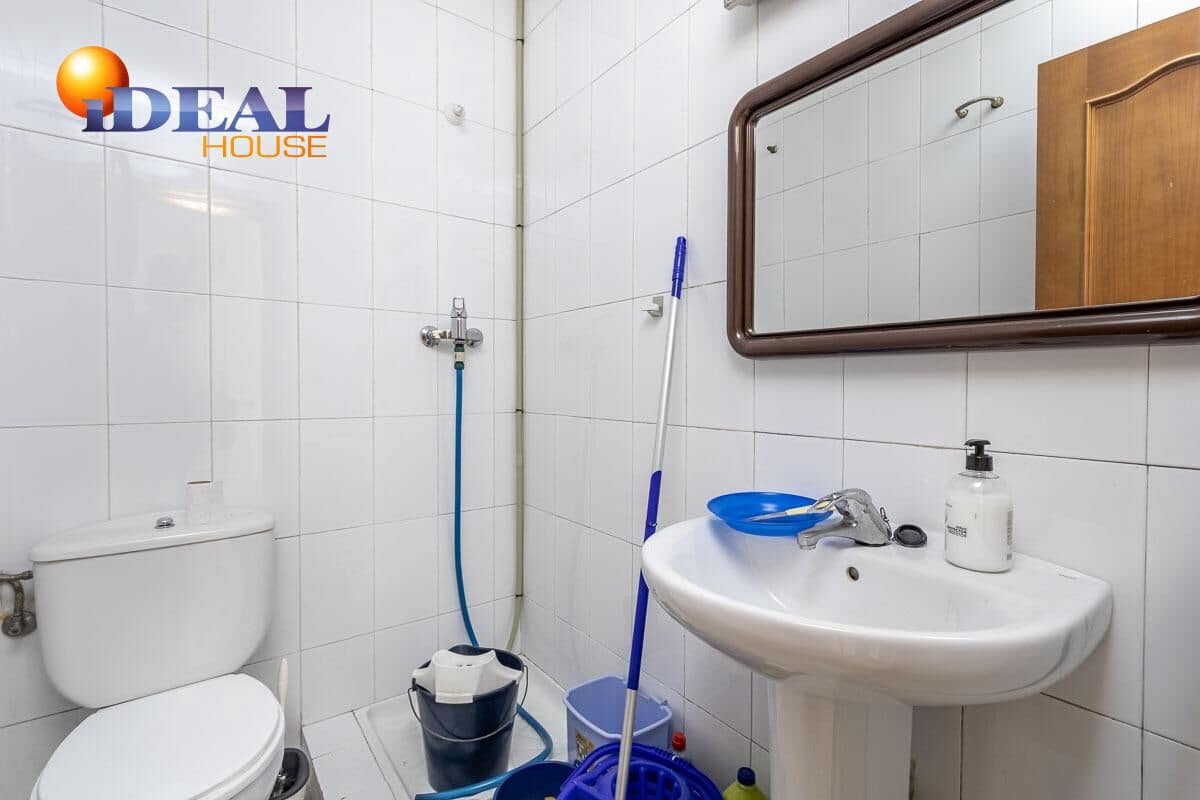 Commerciale in vendita in Granada citta - 310.000 € (Rif: 9433899)