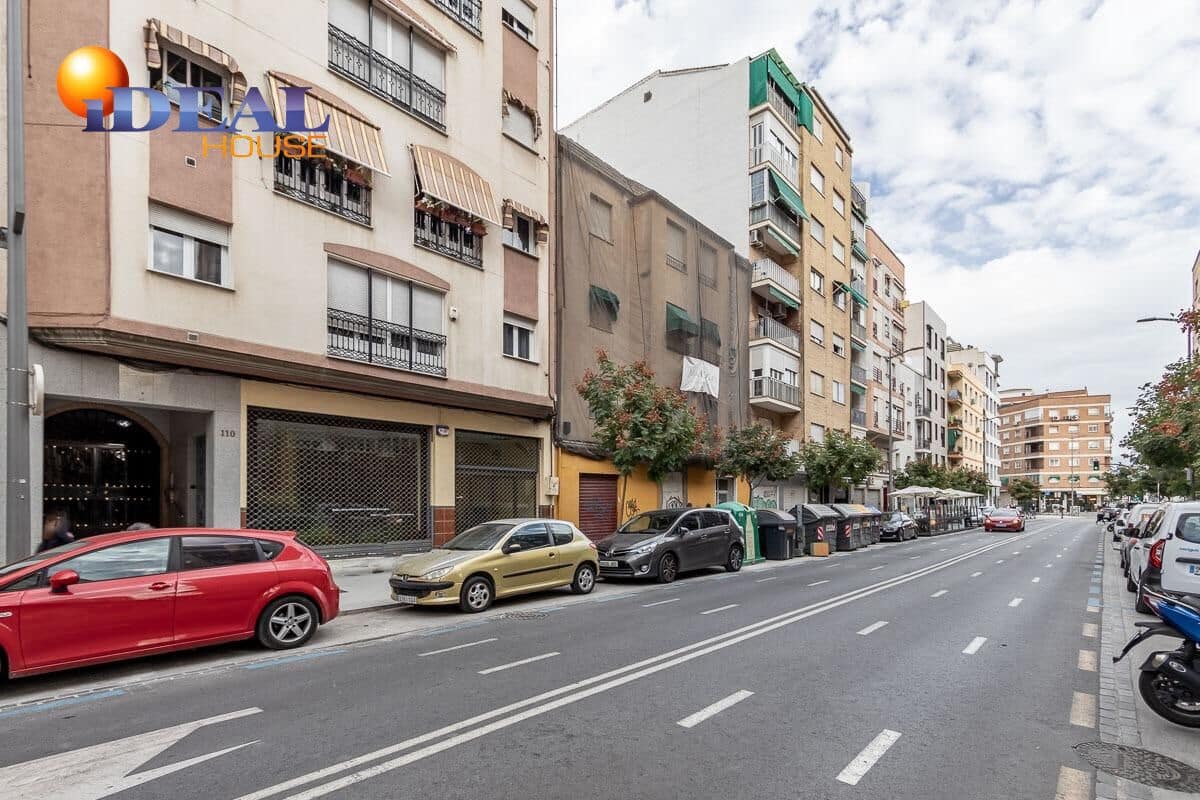 Commerciale in vendita in Granada citta - 310.000 € (Rif: 9433899)