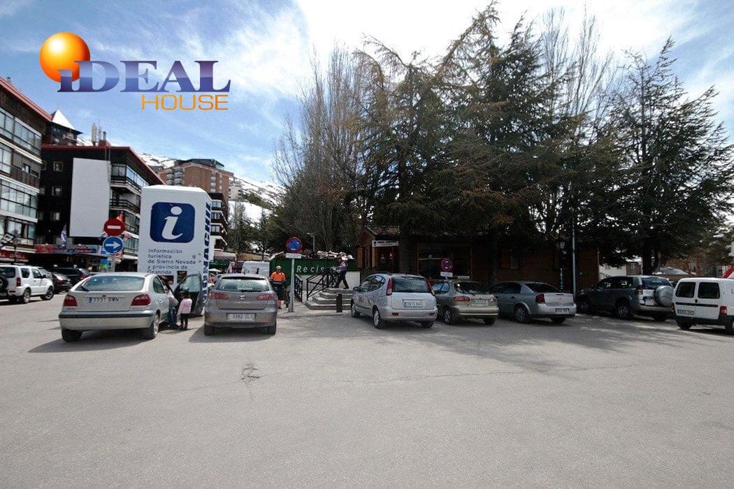 3 bedroom Penthouse for sale in Sierra Nevada with garage - € 495,000 (Ref: 9433901)