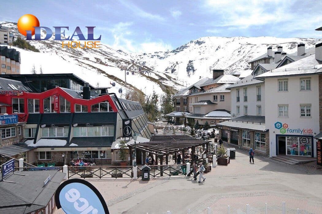 3 bedroom Penthouse for sale in Sierra Nevada with garage - € 495,000 (Ref: 9433901)