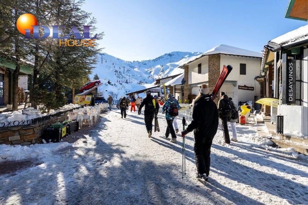 3 bedroom Penthouse for sale in Sierra Nevada with garage - € 495,000 (Ref: 9433901)