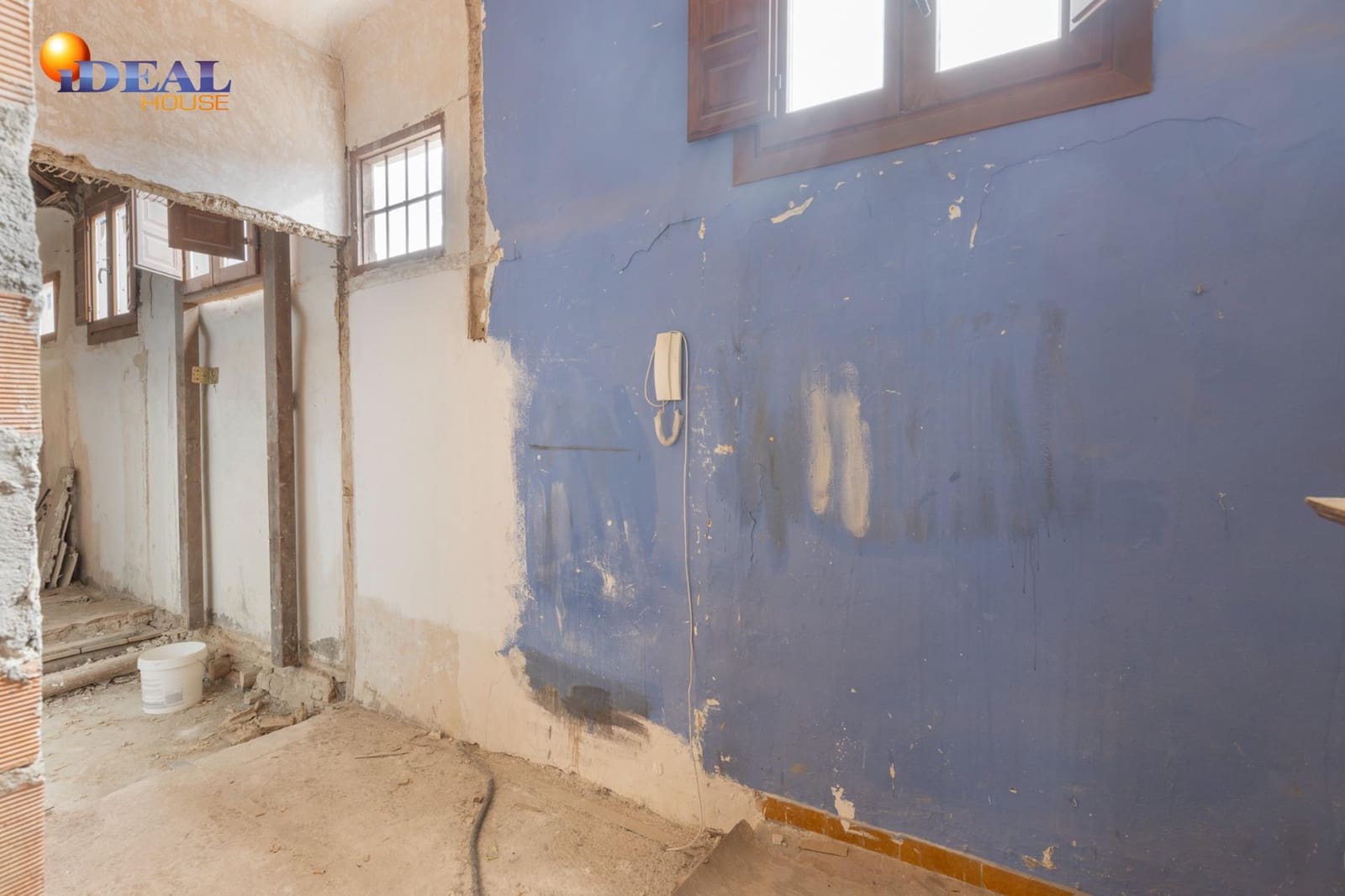 Ático de 4 habitaciones en Granada ciudad en venta - 265.000 € (Ref: 9433902)