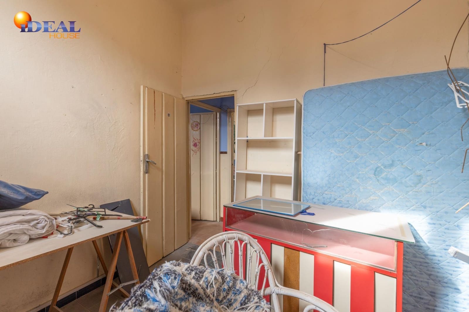 Ático de 4 habitaciones en Granada ciudad en venta - 265.000 € (Ref: 9433902)