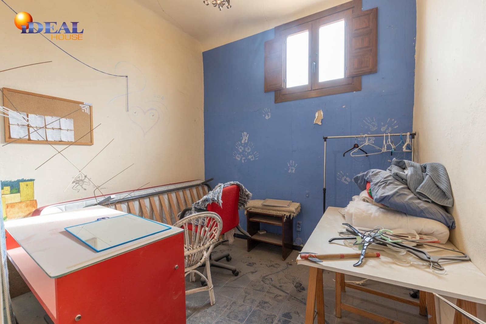 Ático de 4 habitaciones en Granada ciudad en venta - 265.000 € (Ref: 9433902)