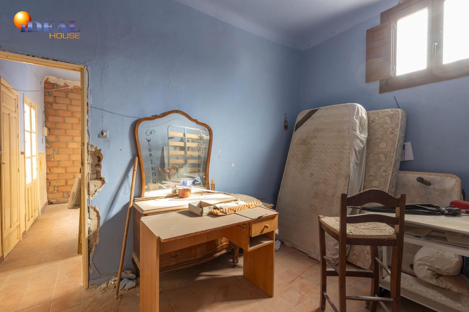 Ático de 4 habitaciones en Granada ciudad en venta - 265.000 € (Ref: 9433902)