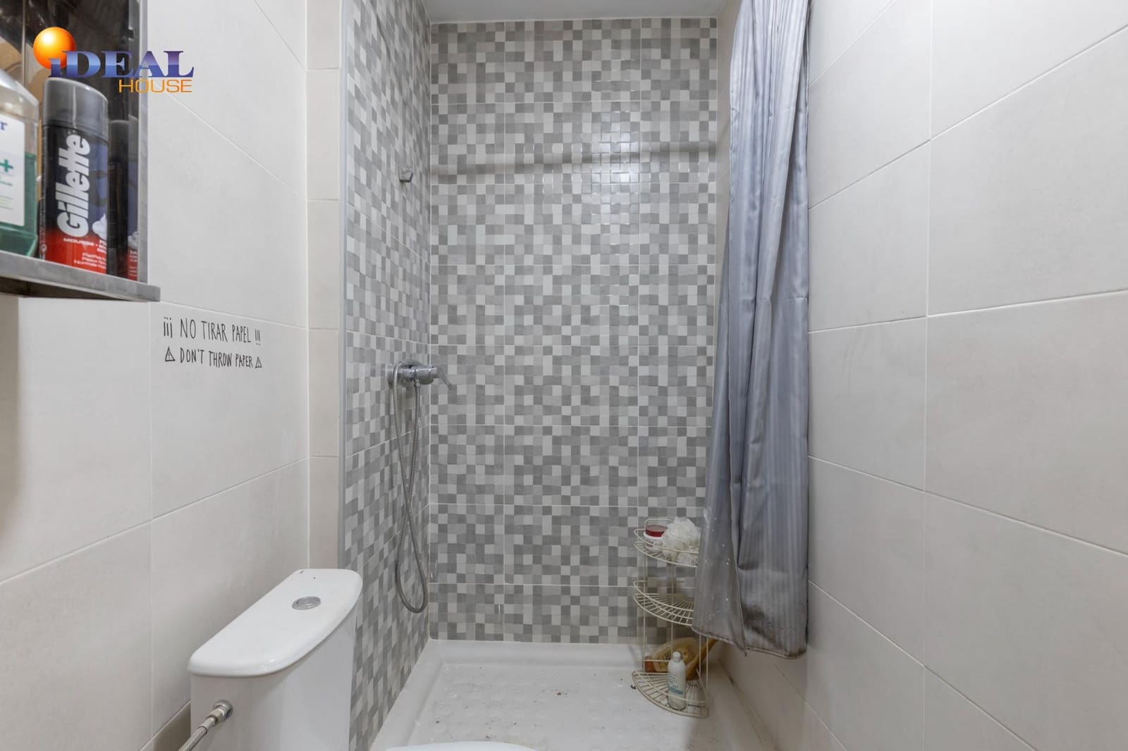 Ático de 4 habitaciones en Granada ciudad en venta - 265.000 € (Ref: 9433902)