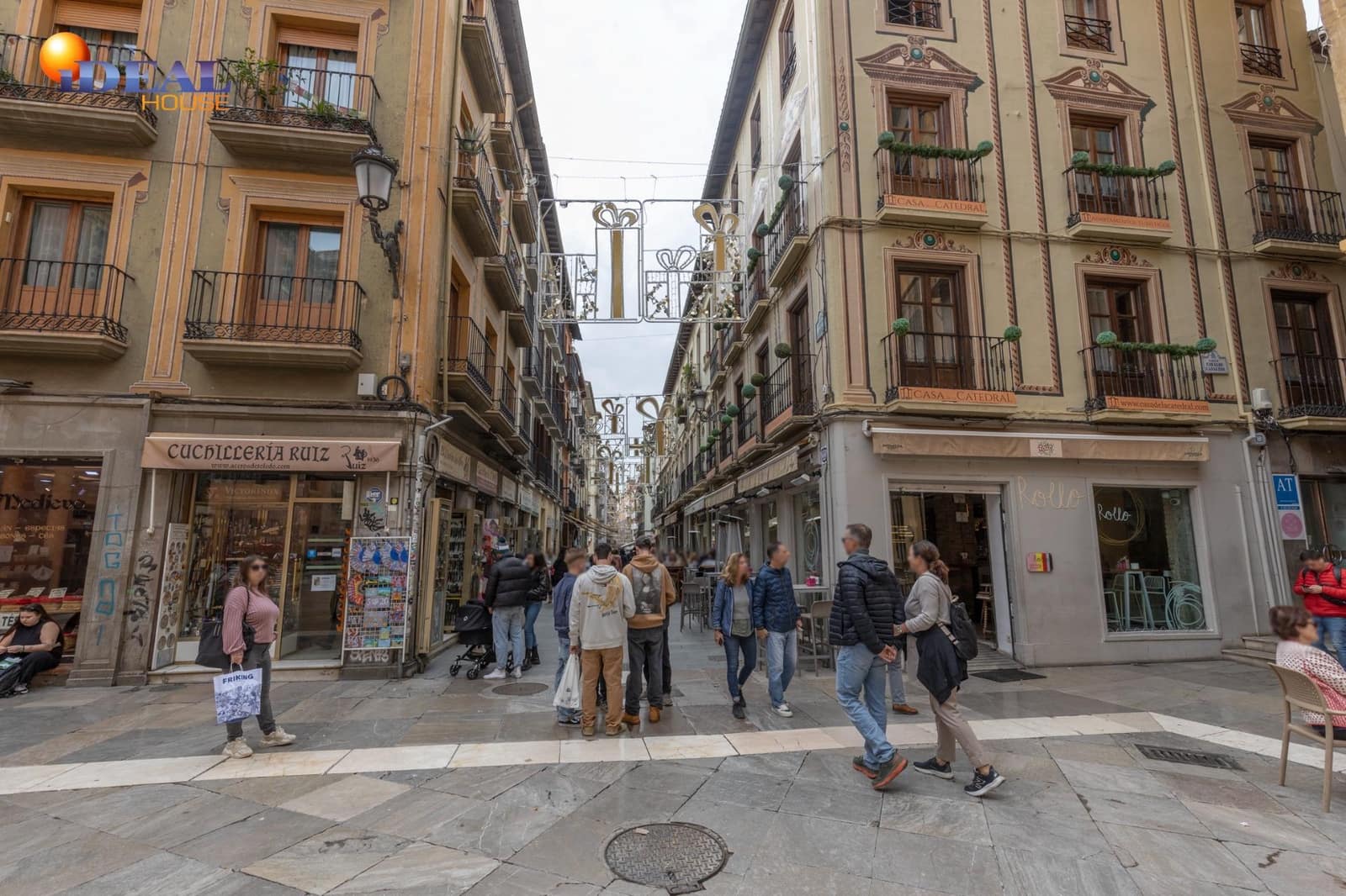 Ático de 4 habitaciones en Granada ciudad en venta - 265.000 € (Ref: 9433902)