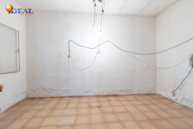 Commercial for sale in Zaidin, Granada city - € 126,000 (Ref: 9433905)