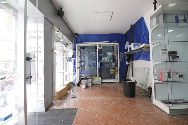 Gewerbe zu vermieten in Granada Stadt - 885 € (Ref: 9433906)