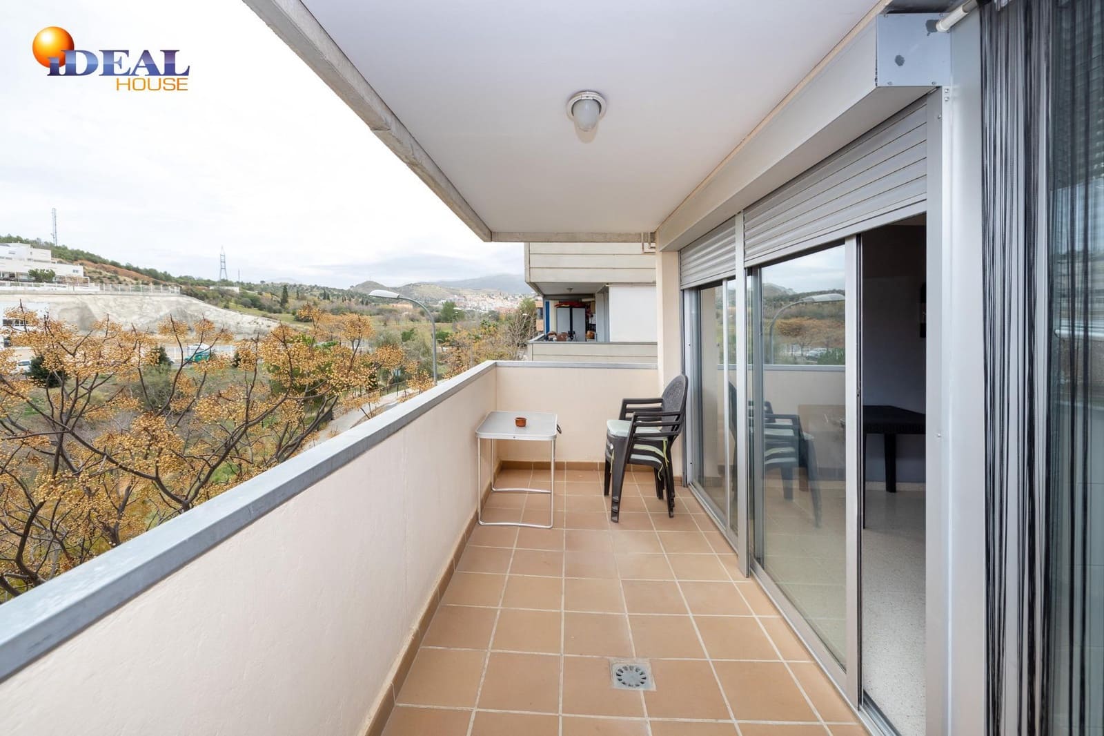 3 bedroom Flat for sale in Granada city with garage - € 239,000 (Ref: 9433907)
