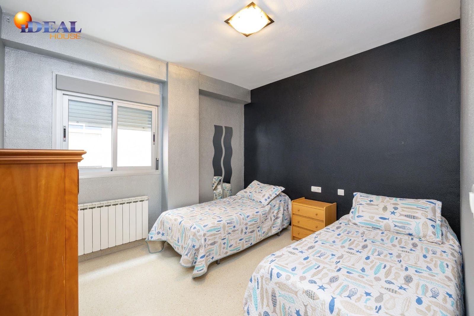 3 bedroom Flat for sale in Granada city with garage - € 239,000 (Ref: 9433907)