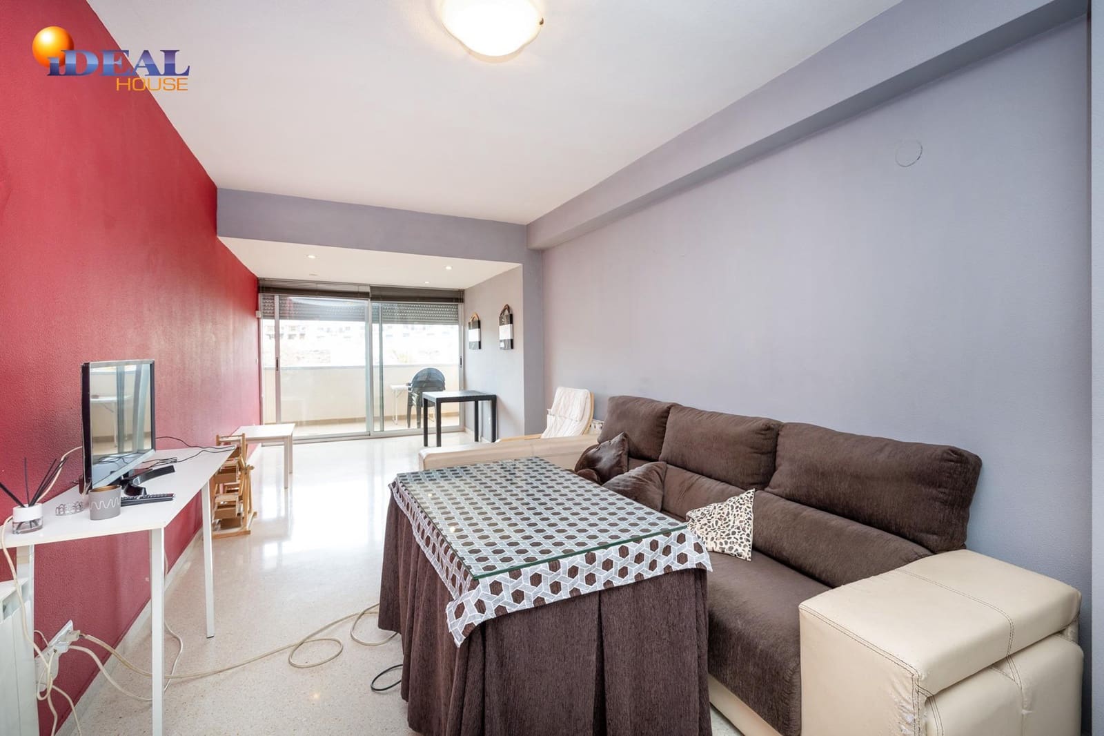3 bedroom Flat for sale in Granada city with garage - € 239,000 (Ref: 9433907)