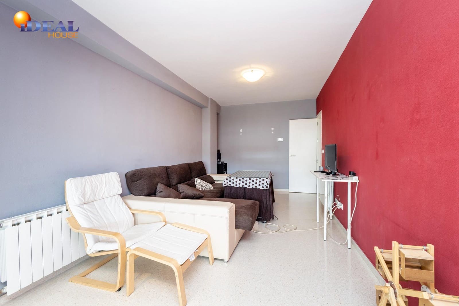 3 bedroom Flat for sale in Granada city with garage - € 239,000 (Ref: 9433907)