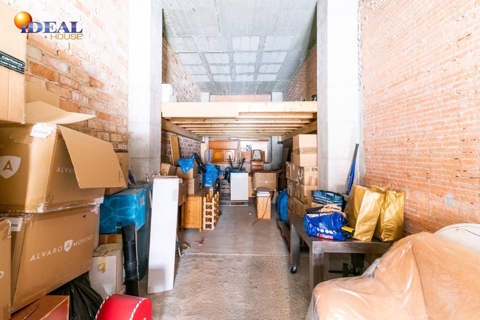 Komercyjne na sprzedaż w Miasto Grenada - 470 000 € (Ref: 9433909)