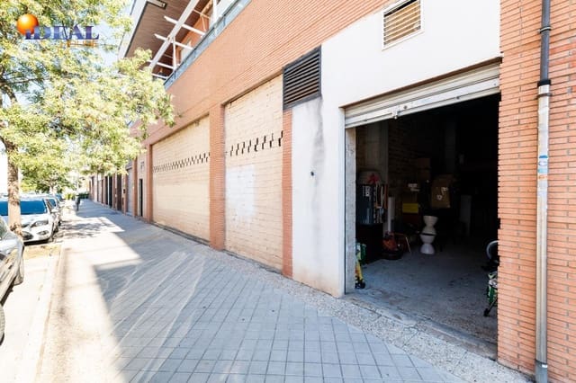 Komercyjne na sprzedaż w Zaidin, Miasto Grenada - 470 000 € (Ref: 9433909)