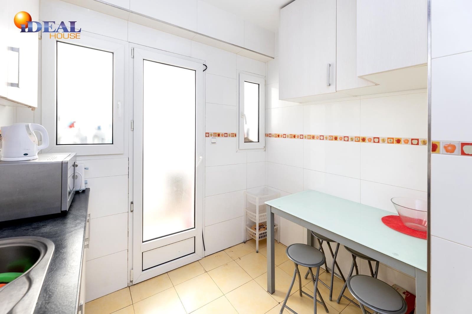 4 slaapkamer Flat te koop in Granada stad - € 360.000 (Ref: 9433912)