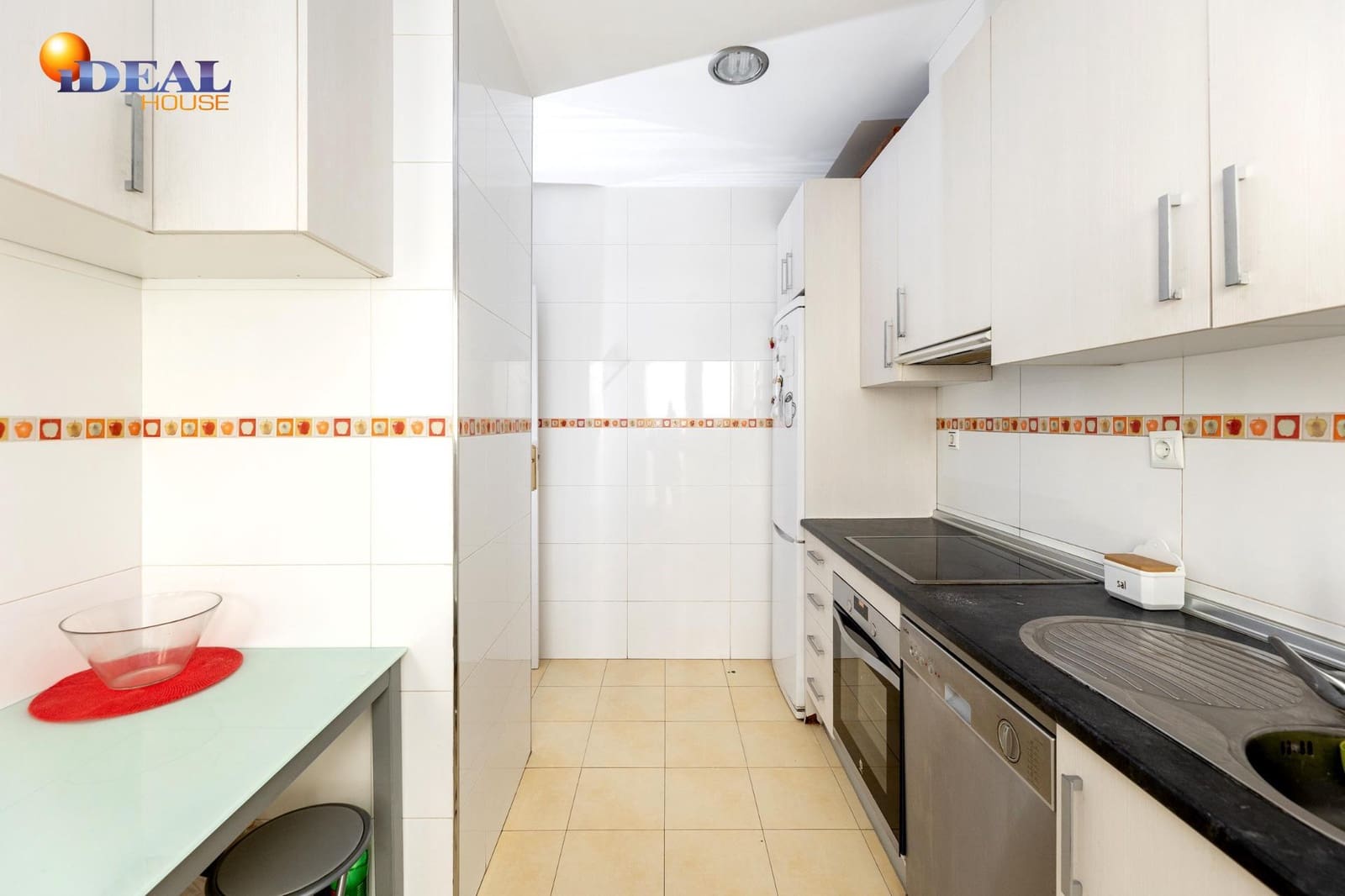 4 slaapkamer Flat te koop in Granada stad - € 360.000 (Ref: 9433912)