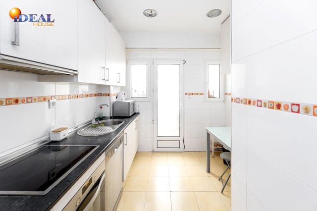 4 slaapkamer Flat te koop in Centro, Granada stad - € 360.000 (Ref: 9433912)