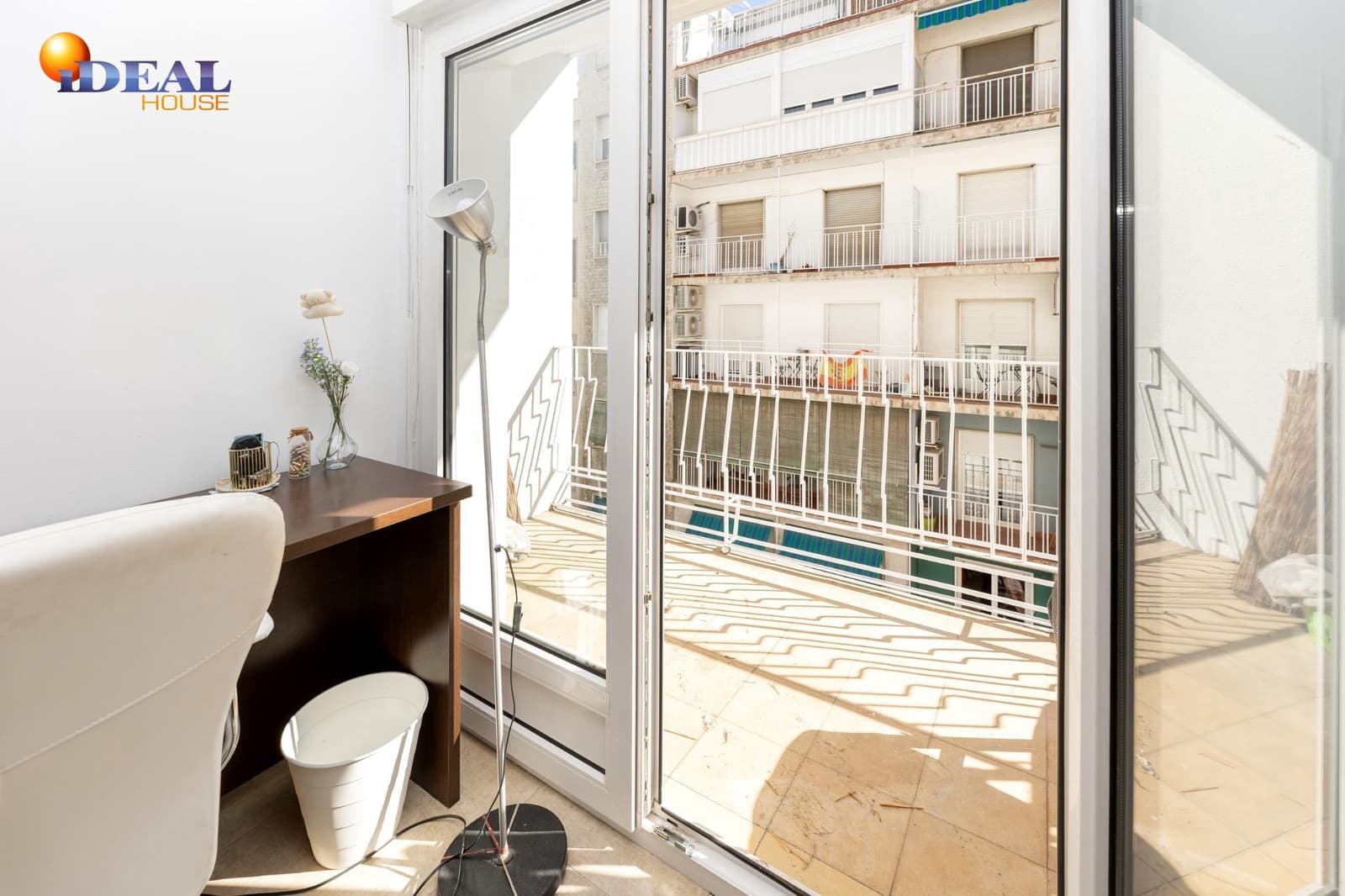 4 slaapkamer Flat te koop in Granada stad - € 360.000 (Ref: 9433912)