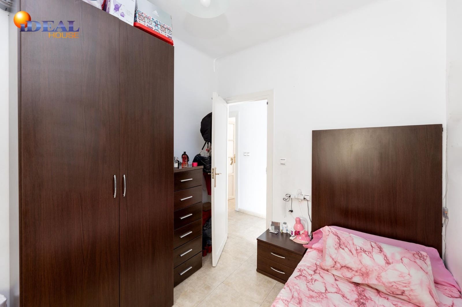 4 slaapkamer Flat te koop in Granada stad - € 360.000 (Ref: 9433912)