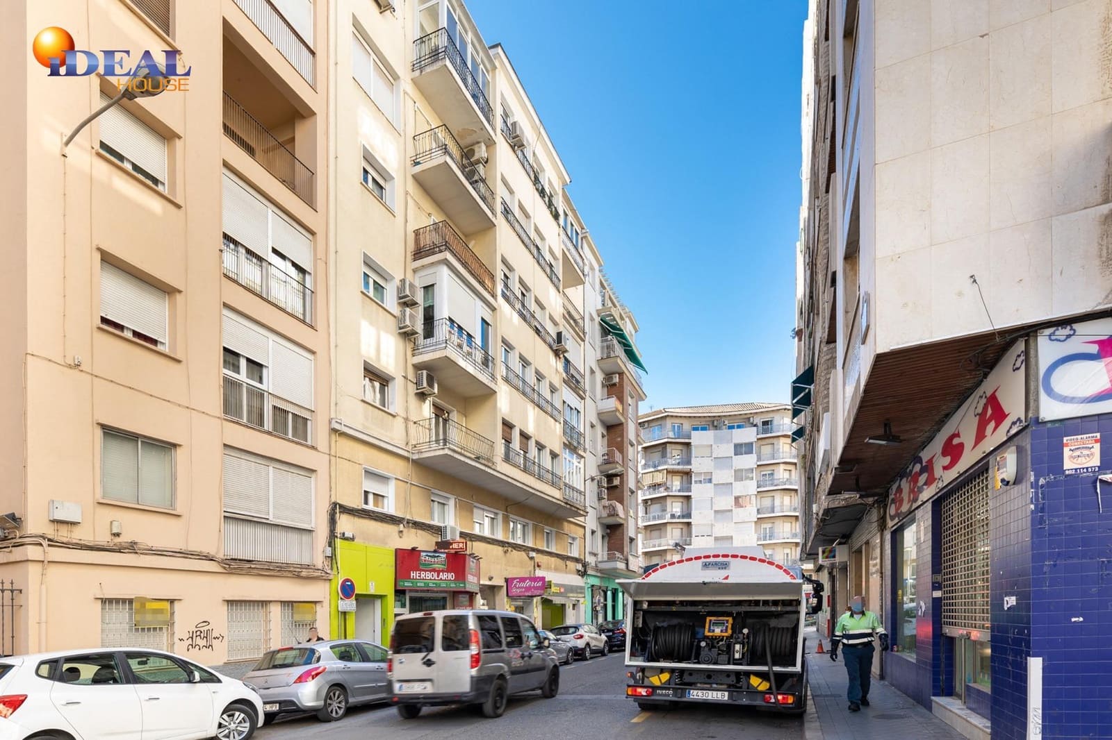 4 slaapkamer Flat te koop in Granada stad - € 360.000 (Ref: 9433912)