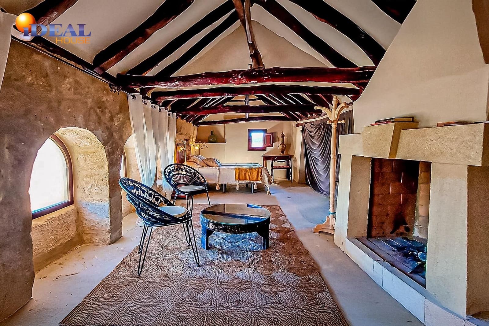 6 quarto Hotel para venda em Alcala la Real com piscina garagem - 550 000 € (Ref: 9433915)