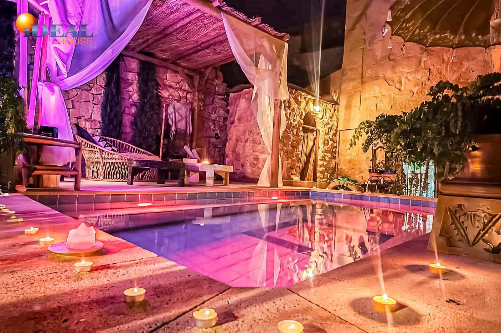 6 quarto Hotel para venda em Alcala la Real com piscina garagem - 550 000 € (Ref: 9433915)