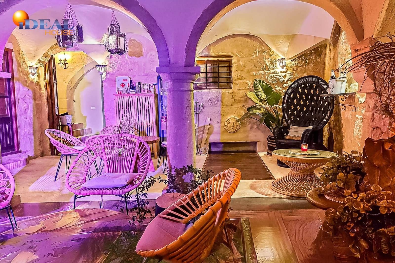 6 quarto Hotel para venda em Alcala la Real com piscina garagem - 550 000 € (Ref: 9433915)