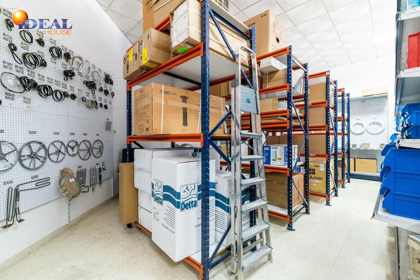 Kommersiell till salu i Granada stad - 230 000 € (Ref: 9433918)