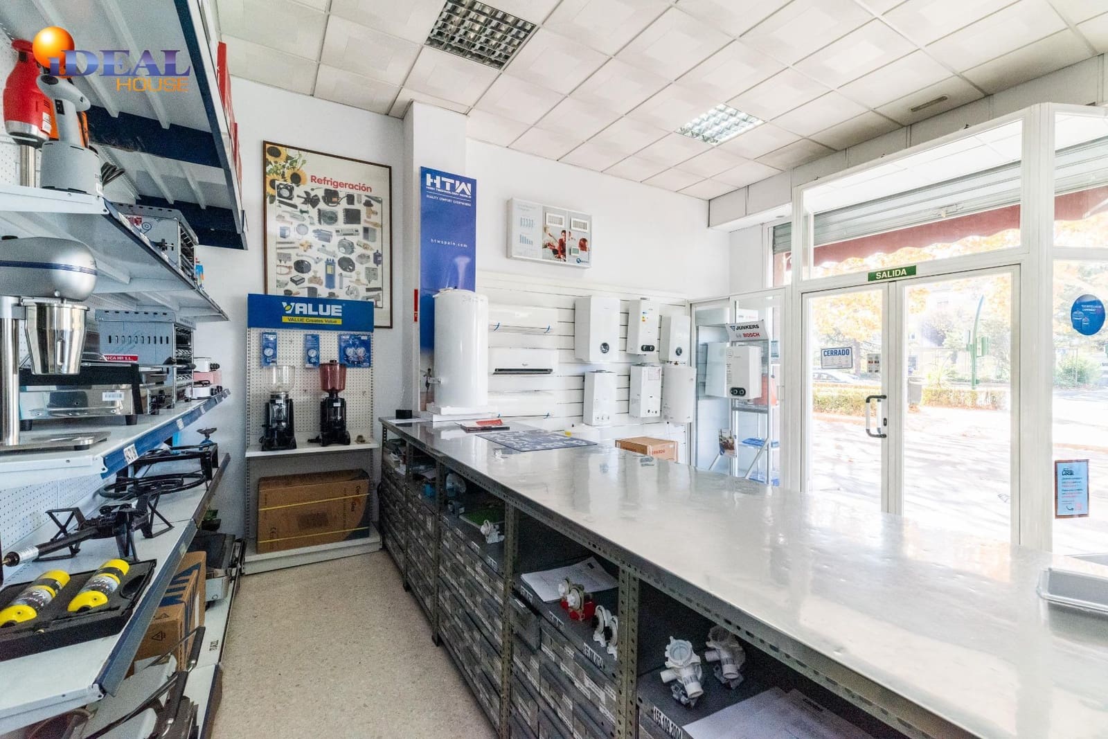 Kommersiell till salu i Granada stad - 230 000 € (Ref: 9433918)