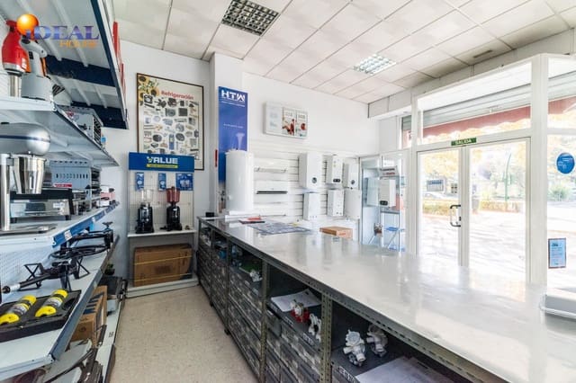 Kommersiell till salu i Avda. Federico Garcia Lorca - Nueva Estación Autobuses, Granada stad - 230 000 € (Ref: 9433918)