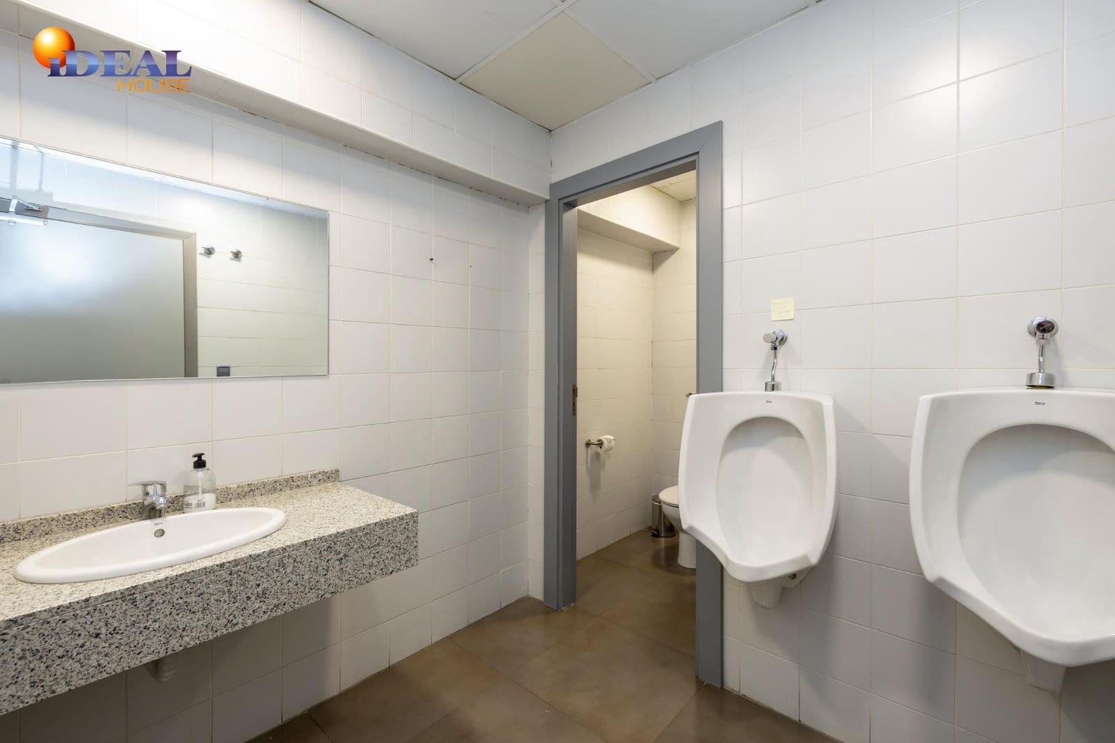 Bedrift til salgs i Peligros - € 2 300 000 (Ref: 9433920)